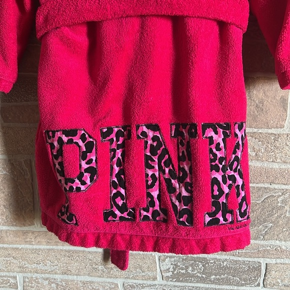 PINK Victoria’s Secret Robe - Picture 2 of 5